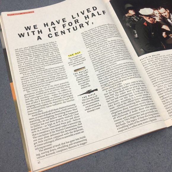 Time Magazine November 25 2013 Kennedy The Moment That Changed America - Picture 6 of 7